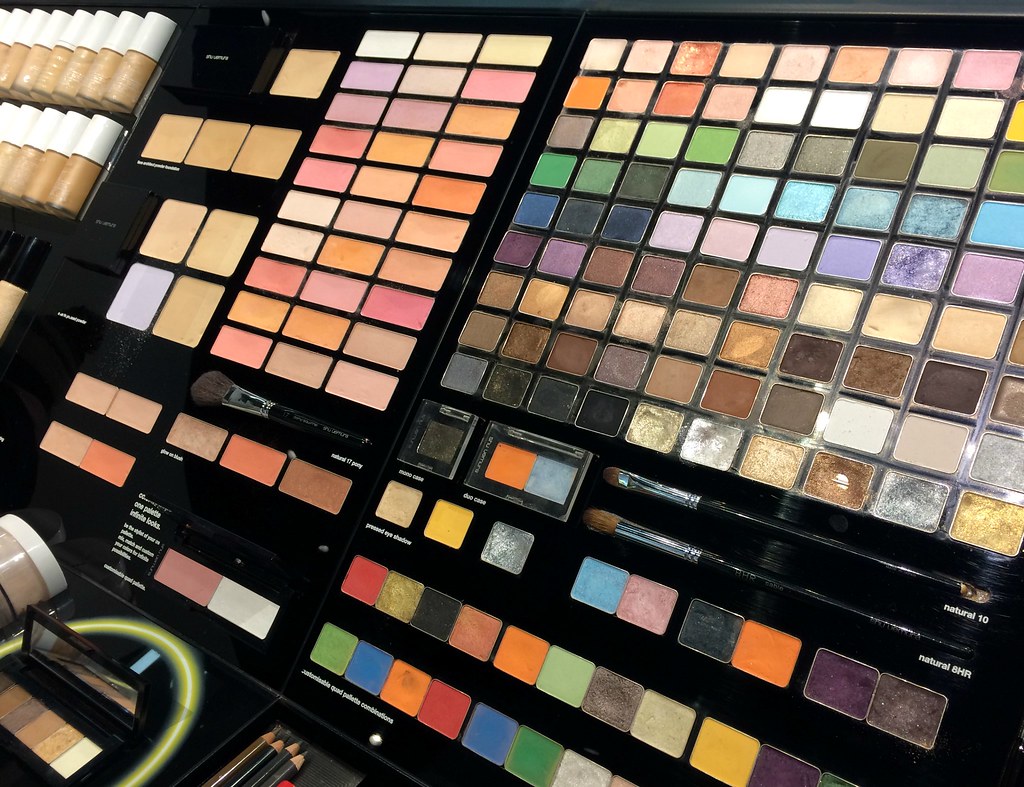 Shu Uemura Make Up
